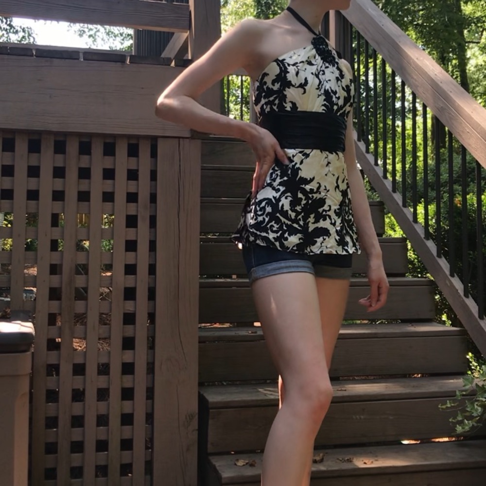 White House Black Market Floral Top